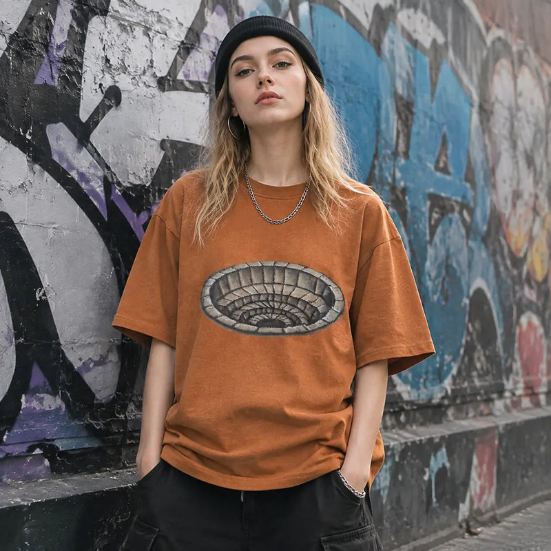Zhang Shixian Hole artist collaboration printed T-shirt lifestyle view one